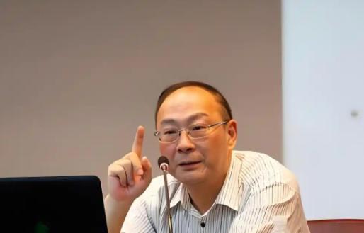 万万没想到，全球局势中“最乱”的竟是中国，人民大学金灿荣院长曾直言：中国周边环境