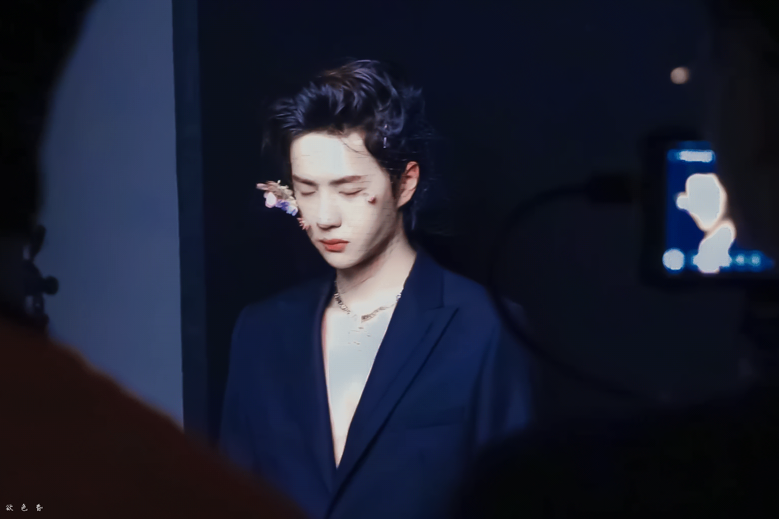 来呀发帖子干活看帅哥呀！这么性感都来看王一博​​​