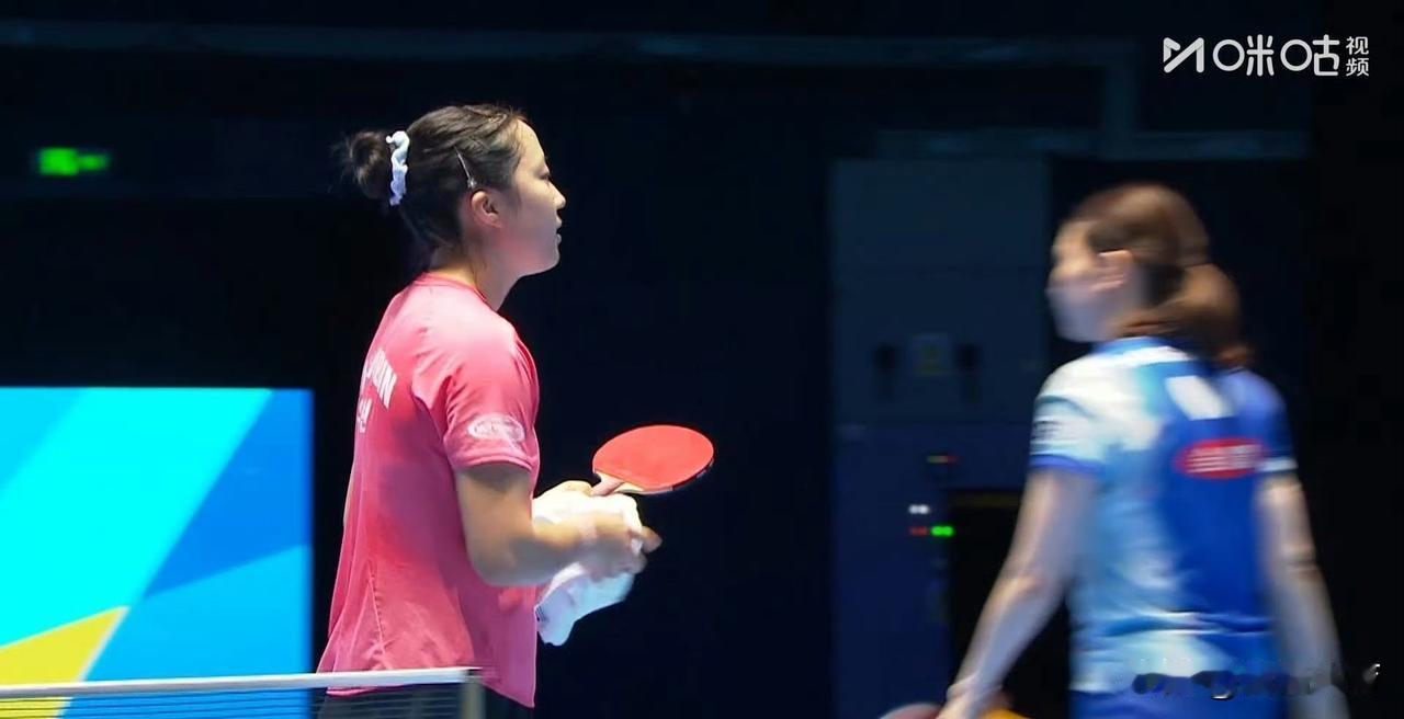 打削球申裕斌是真专业有套路！师从“世界第一削球手”朱世赫，吃透削球旋转与节奏精髓