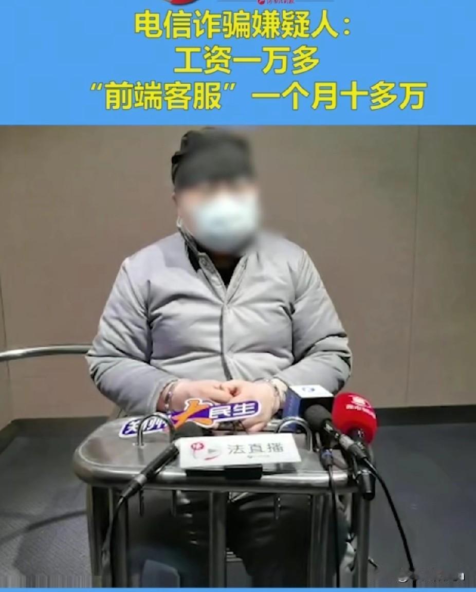 来自河南驻马店的小梅，因为家里条件不太好，加上小时候发育比同龄人慢些，长到成年身