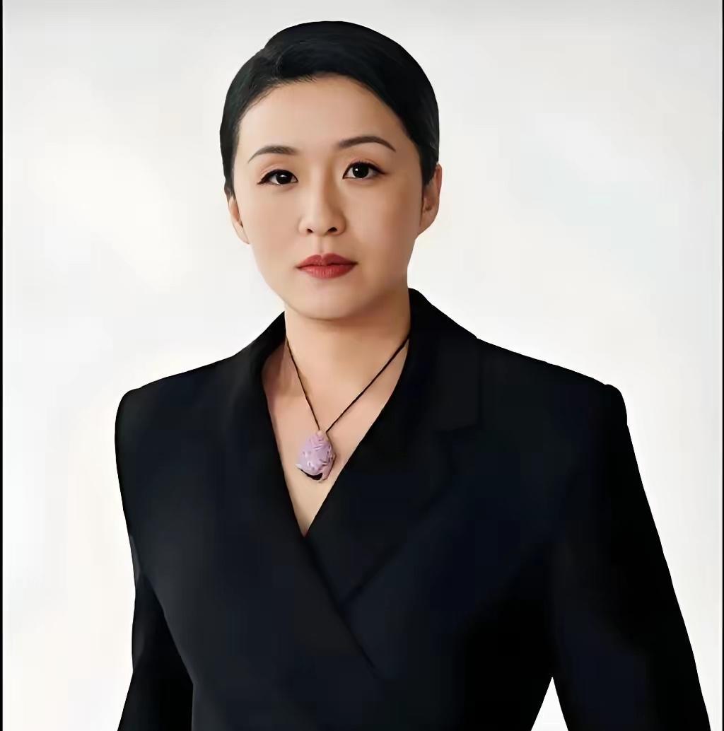 央妈真是太刚了，原定11月7日央八黄金档开播的《爱情没有神话》，直接从排播表