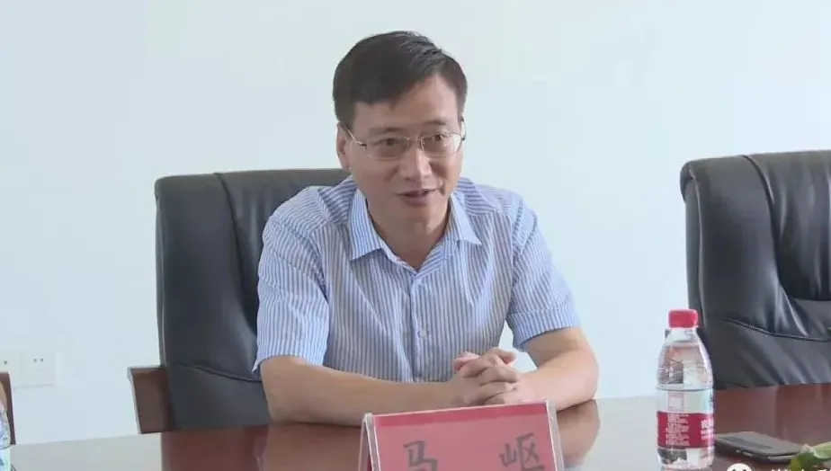 江西抚州市国资委原副主任马岖被查，18岁参加工作，当过乡长、乡书记、副县长，他最
