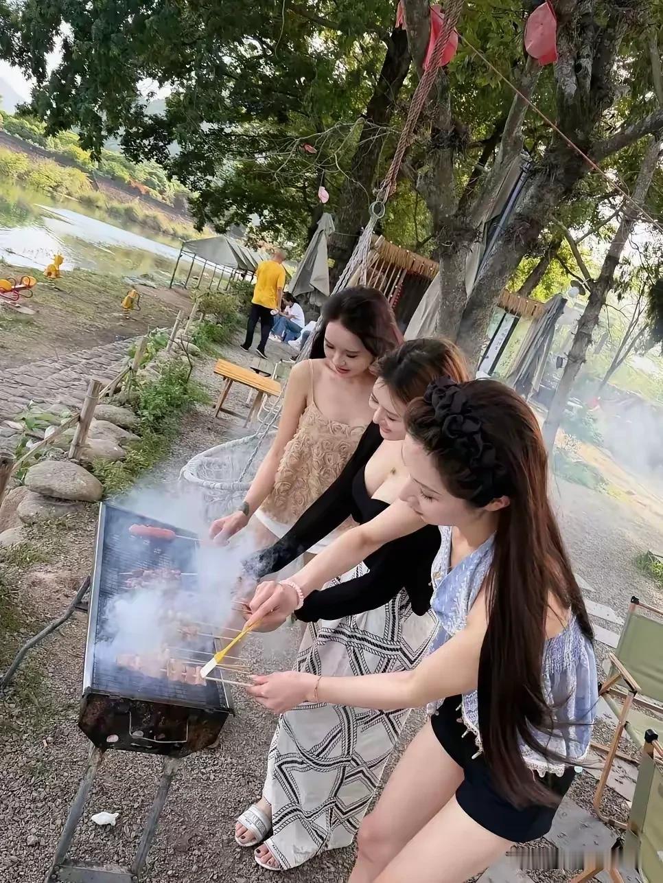 一看就没有烧烤过，烟太大了！