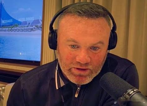 鲁尼：在曼联踢9号位的那两个赛季很无聊，我喜欢参与比赛鲁尼透露，自己在曼联踢9号