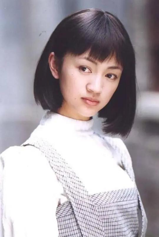 2010年，罗海琼和华谊副总裁费麒结婚。婚礼上费麒突然抢过司仪的话筒，大家以为他