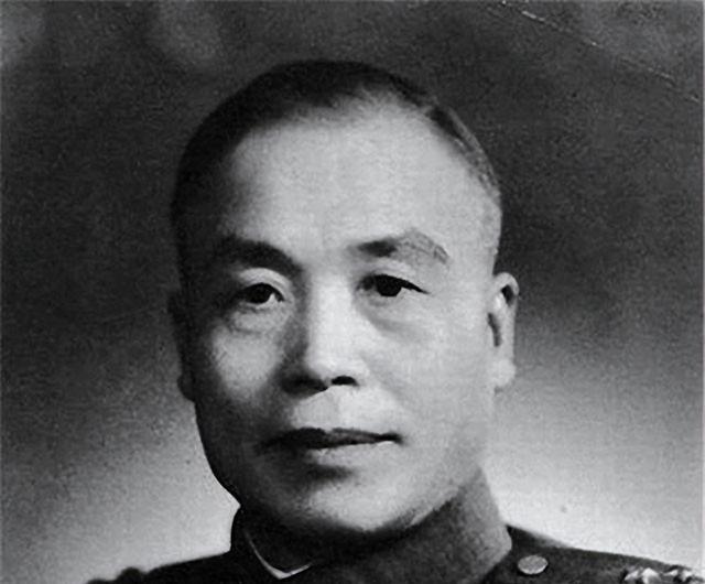 1965年李宗仁回国后曾委婉提出想担任全国人大的副委员长，不过毛主席认为按照李宗