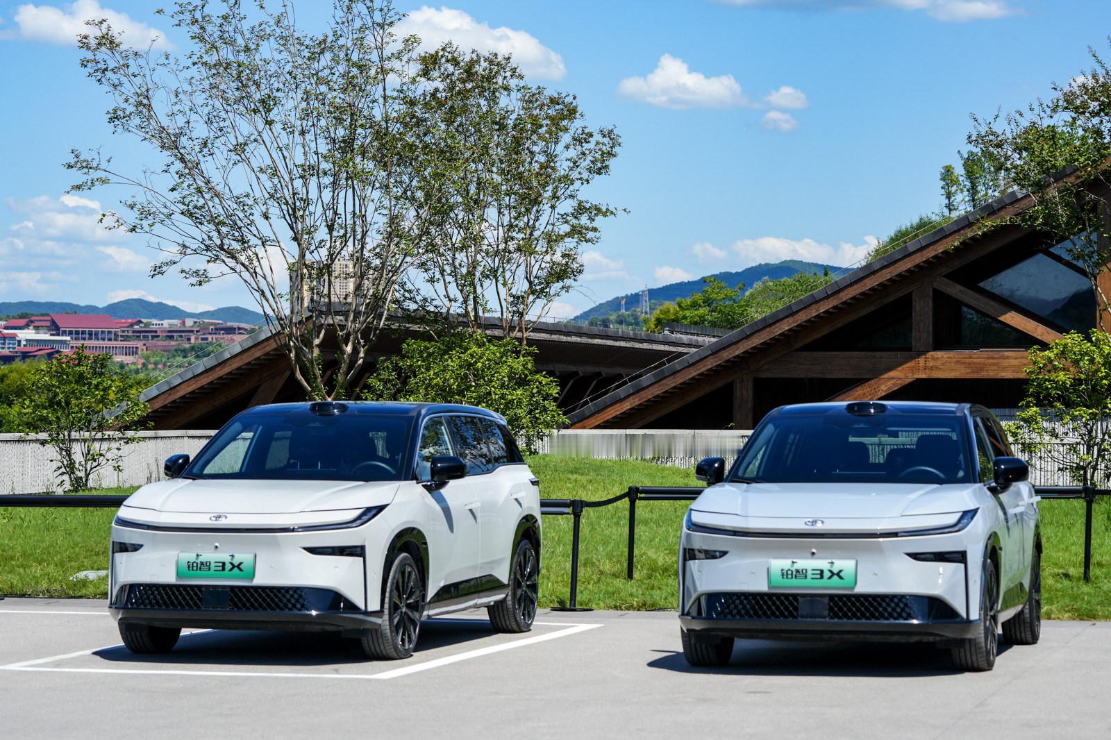 看到广汽丰田彭总发的数据，铂智3X一年卖了7万多台，说真的，这个量在现在市场里挺