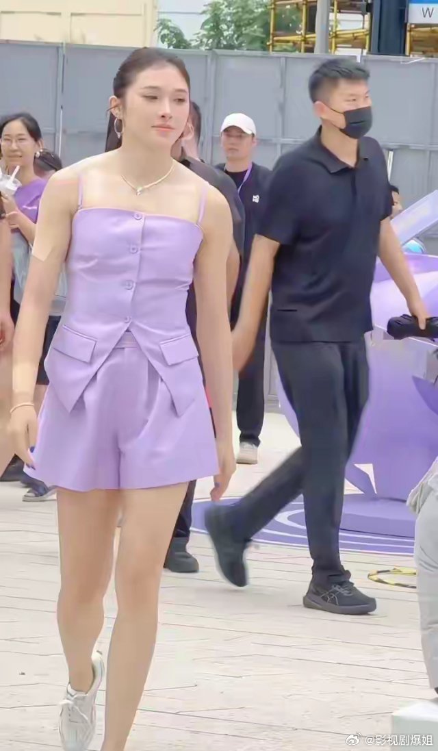 吴艳妮这种身材才是最健康的存在！​​​