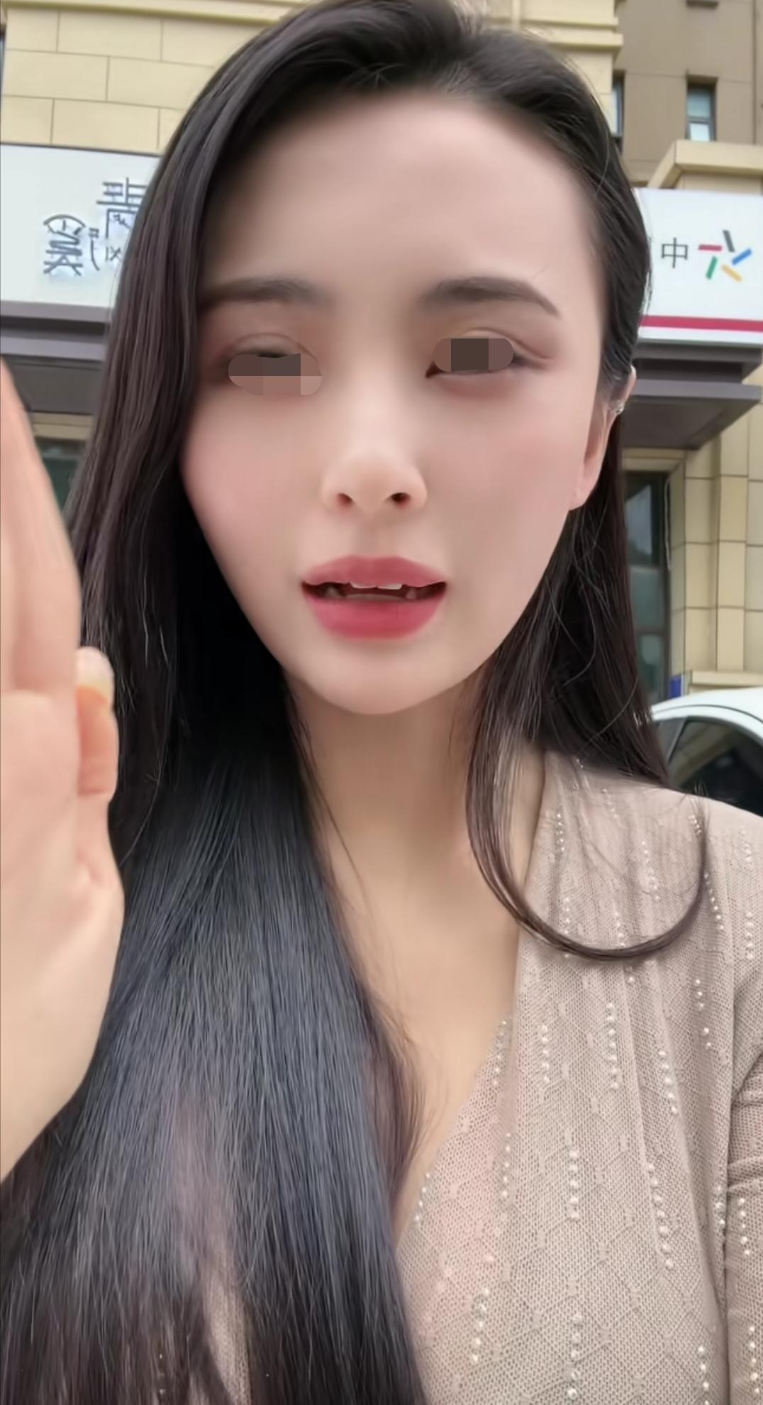 体彩店美女老板娘给出风险提示:今天打单关的兄弟们，小心有冷啊。个人感觉大巴黎会拉