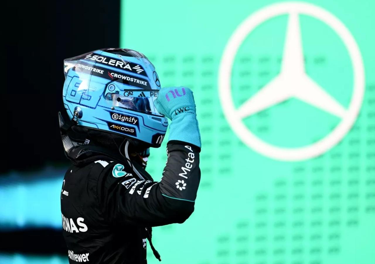 绝杀封神！2026F1阿塞拜疆站史诗大战！0.1秒极限对飙，总冠军格局彻底大乱！
