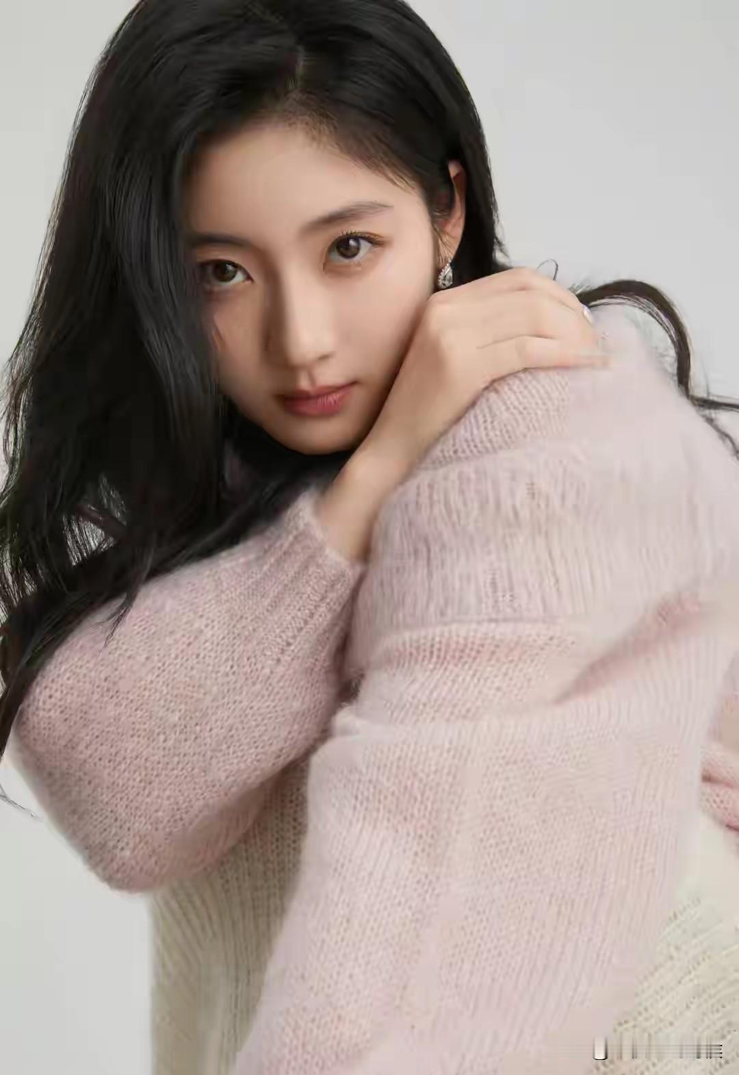 高中时，我们班没有美女，所以我们班学习最好！高考全校前十名，总共六个理科班，我们