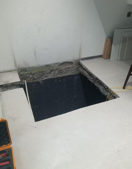 “必须严查！”长沙，一男子住在1楼，正好和自家地下室挨着，于是她便想着，在地面凿