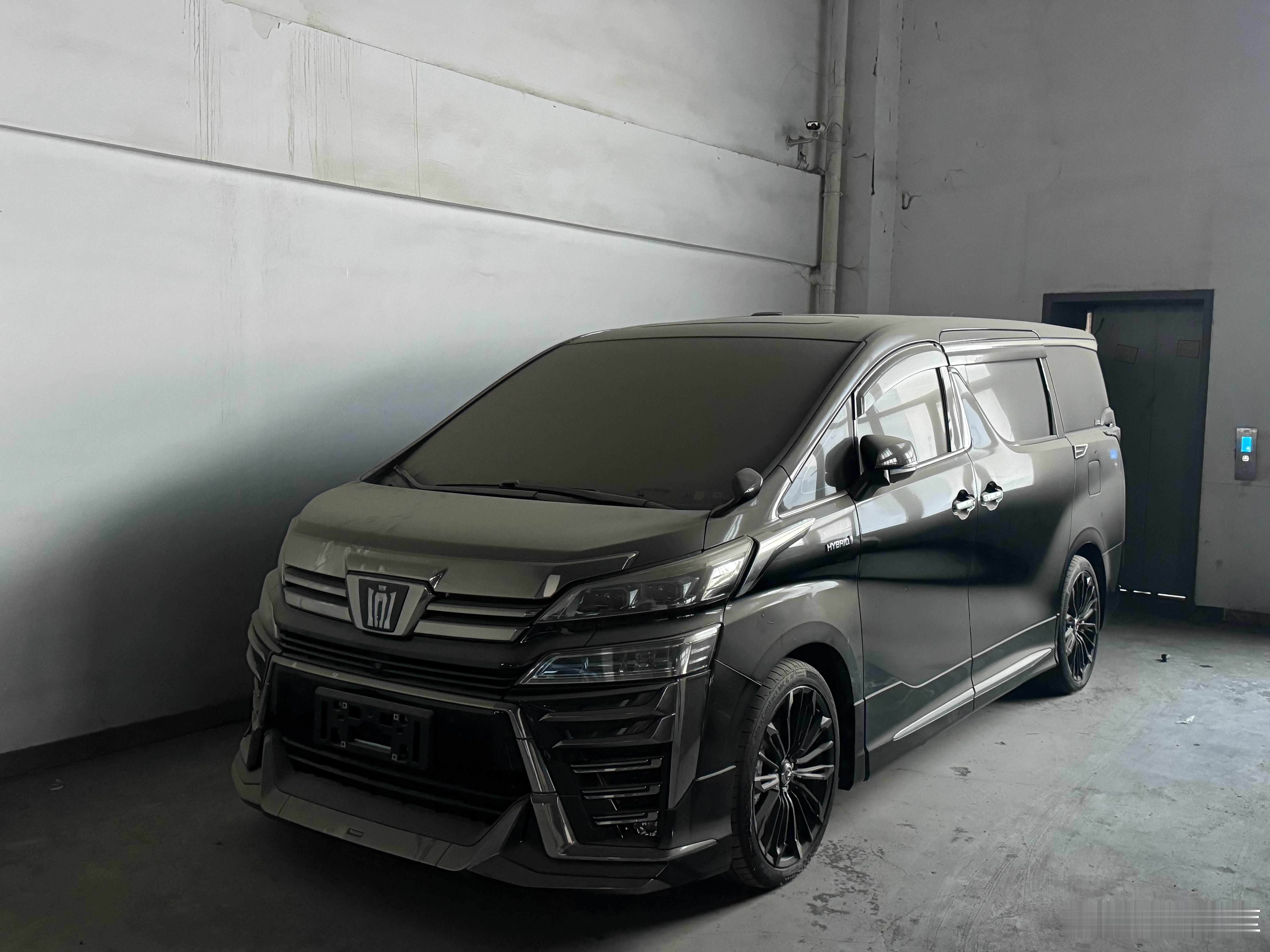 这么好的车停楼上几年了真的好可惜