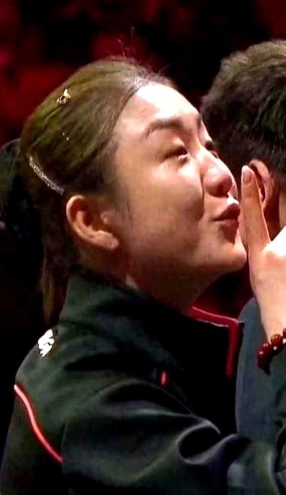 郑重的对567说一声，以后票不敢买了！赛场上那些不文明的行为，有些黑粉在群里组