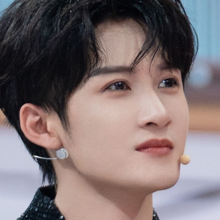 好亮的眼睛🥺🥺🥺​​​