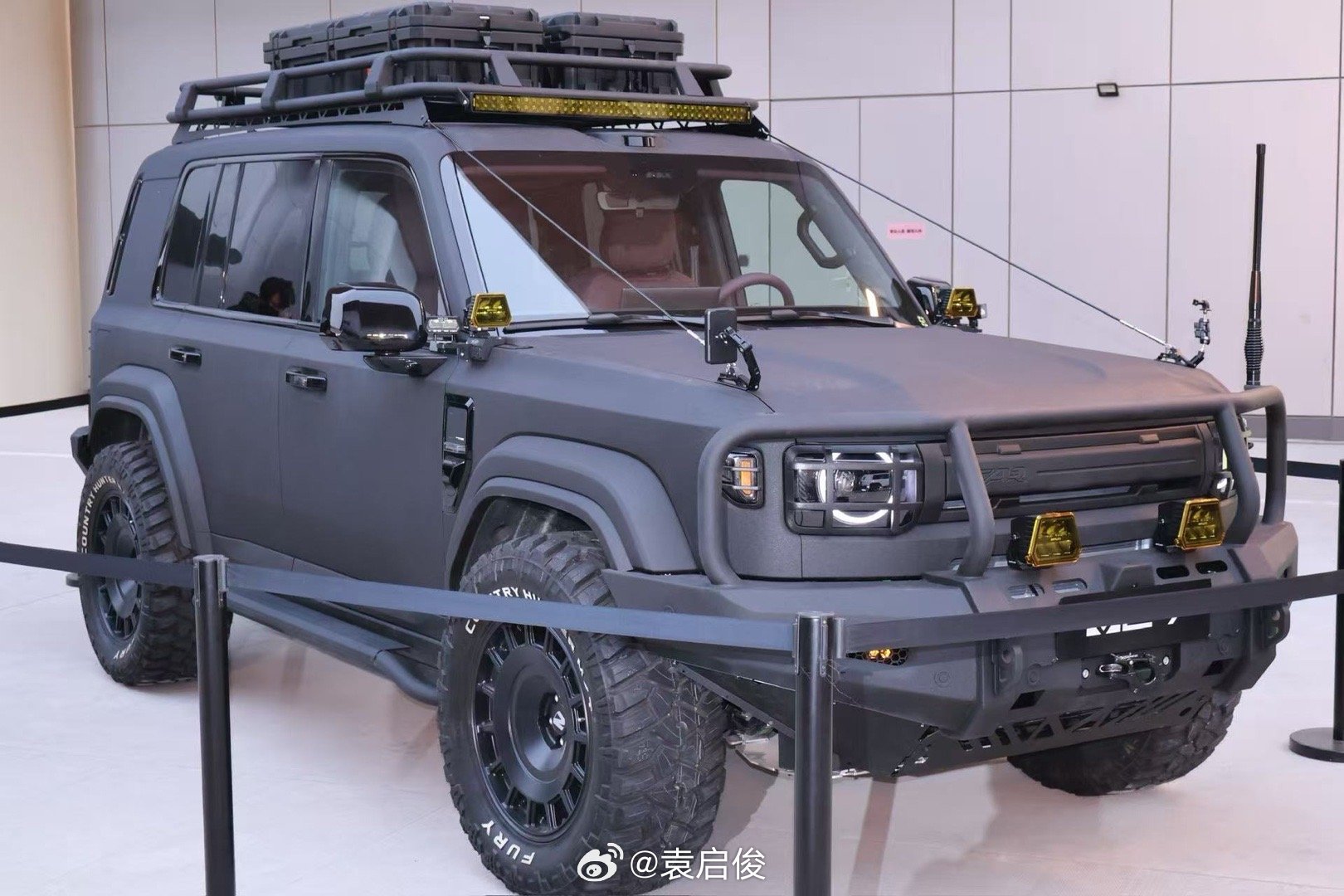 icarV27发布会19:00开始，目前我最心仪的颜色就是图1沙漠黄，都不用改