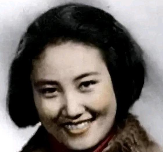 1975年4月4日，一名女犯被执行枪决，临行前，她被用手术刀割断了喉管，为的是，