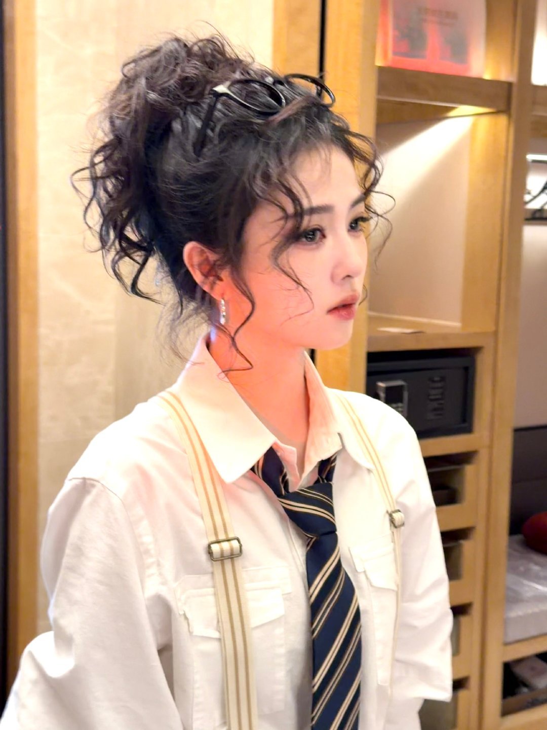 白鹿奔跑吧路透！这次是超帅的卷毛鹿！