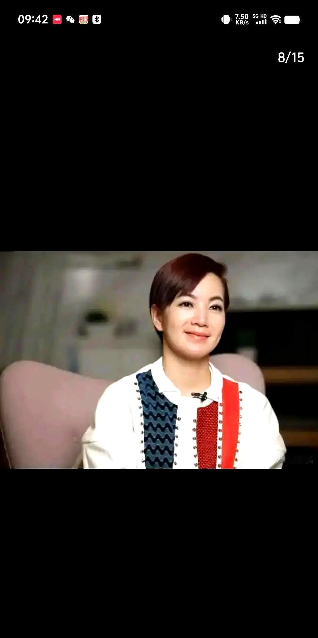 阿雅这事儿，其实没那么玄乎。她跟她老公，那个叫竹庆本乐的仁波切，不是什么“