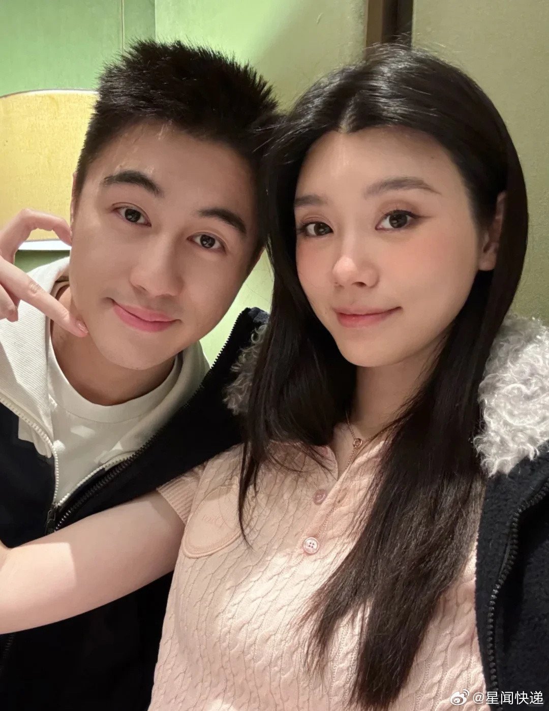 奚梦瑶37岁状态37岁奚梦瑶生日全家福状态封神✨皮肤紧致、身材纤挺，178cm