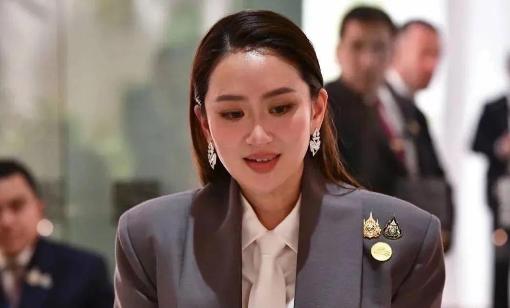 泰柬之战很快就会结束！中国周边怎么可能允许长期有战？无论谁或者