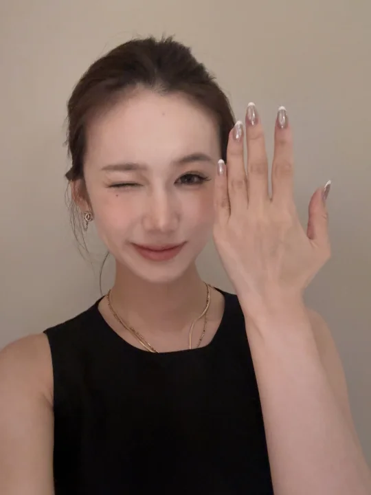 展示一下新美甲💅🏻