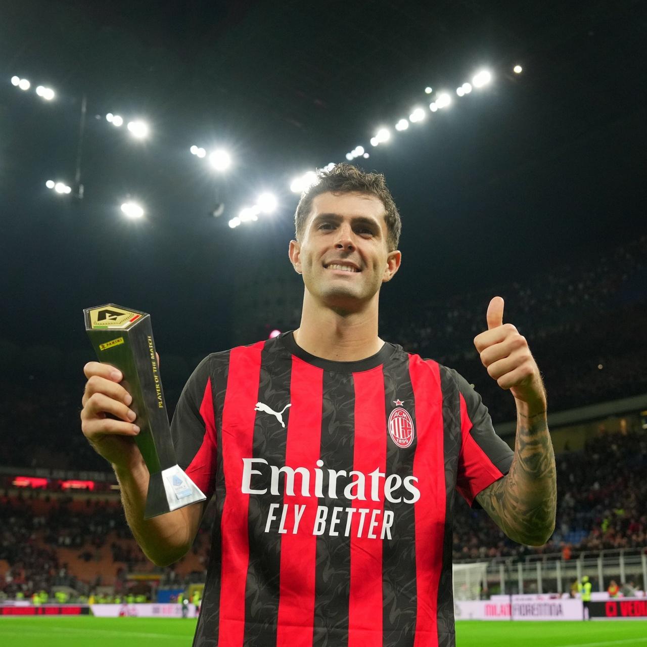 AC米兰论底蕴，历史成绩，球星数量，肯定是顶级豪门！但十几年没有气色，球迷断档，