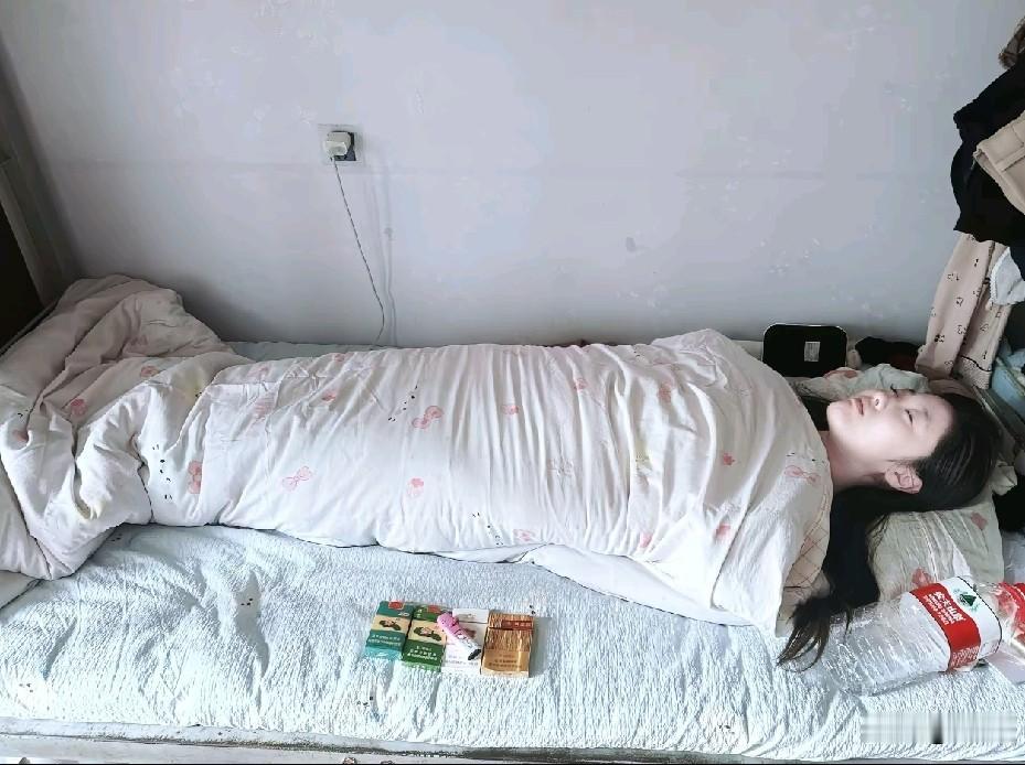 睡觉都那么美吗[？？？]