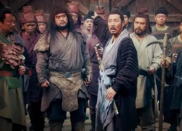 秦朝军队似乎很容易就能击败匈奴，而汉朝为什么不行？ 其实这个问题背后藏着三个