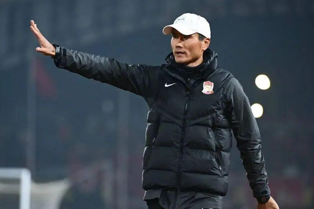 新年伊始，邵佳一的国家队名单果然又有山东刘洋。扬科维奇任国家队主帅时，山东泰