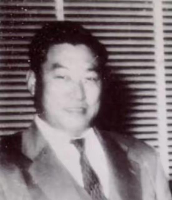 1954年，有个叫藤并猛的日本间谍，天天在香港中国银行大厦喊：“毛泽东万岁！中华