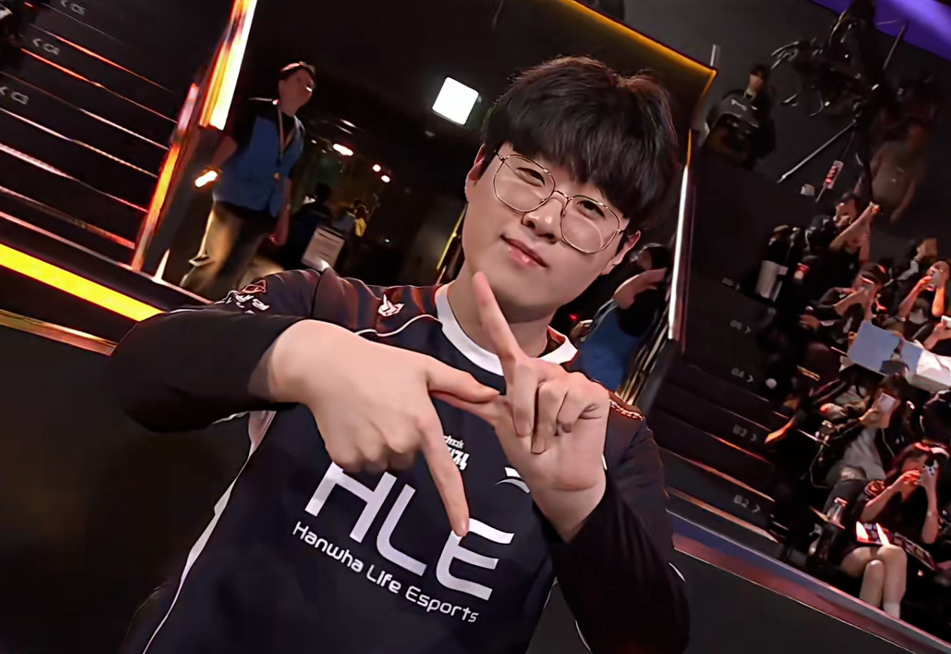 HLE让二追三T1​​​小猪⚡HLE战胜T1T1掉落败者组​​​​