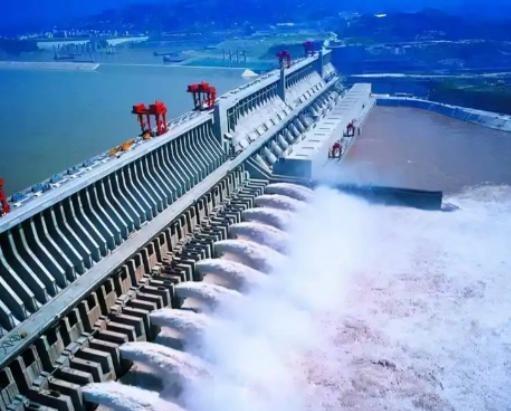 为什么美国不敢炸三峡大坝？不夸张的说，只要美国人想活着，就不敢对三峡大坝下手，美