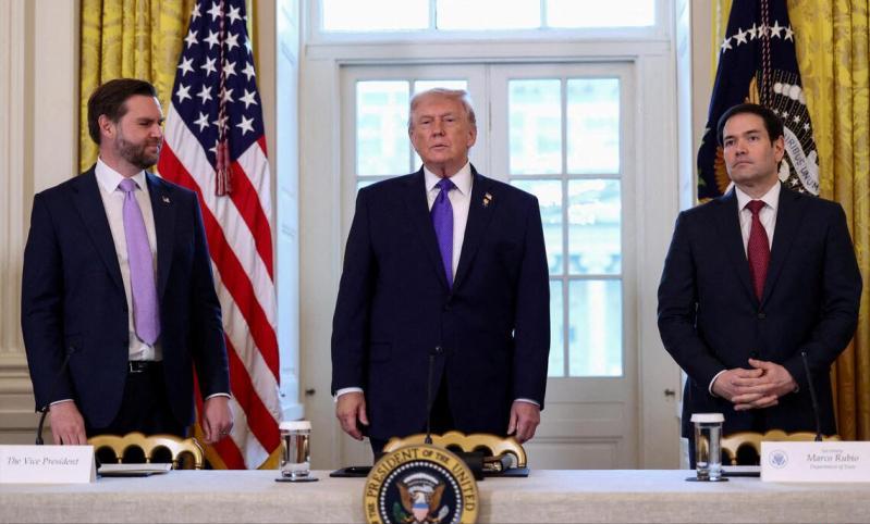 美国政治新闻网Politico报道，美国总统特朗普的一些心腹日益认为，国务卿鲁比