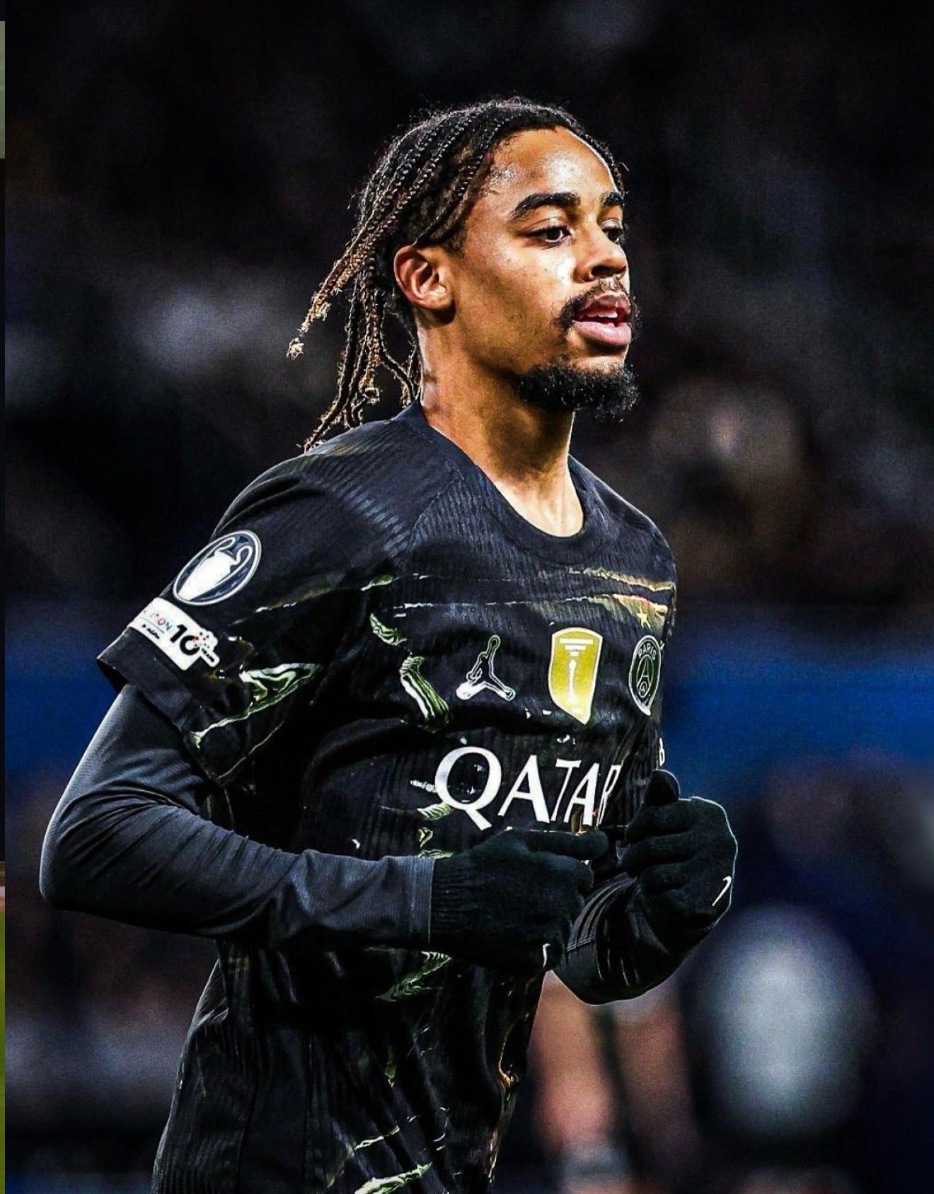 法国球迷俱乐部巴尔科拉感觉很好下场应该可以上巴黎圣日耳曼2比0利物浦