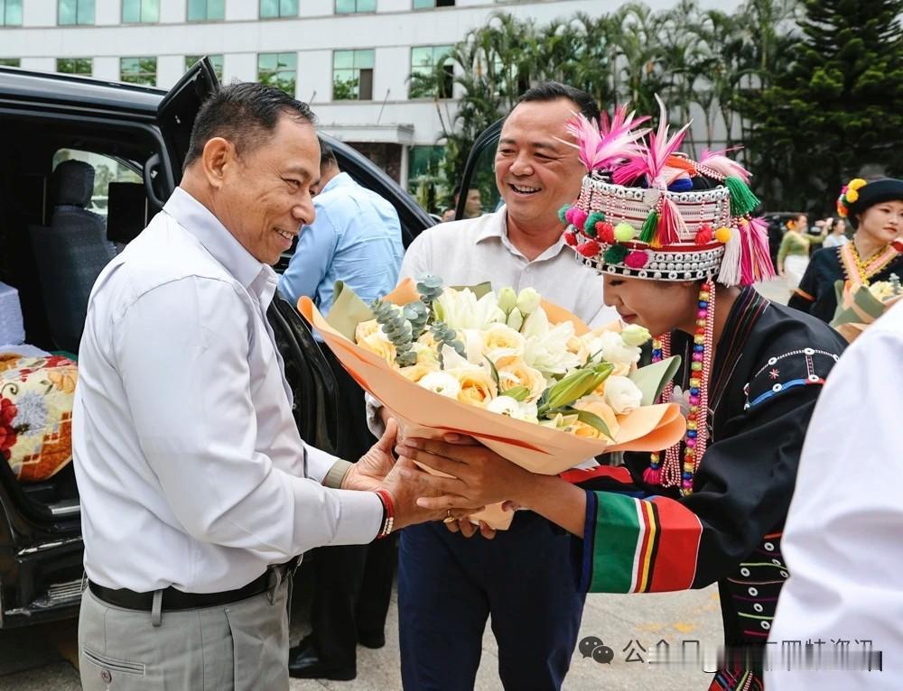 果敢同盟军不会接待雅毕中将！之前雅毕中将去了勐拉地区和佤邦地区，都得到了隆重