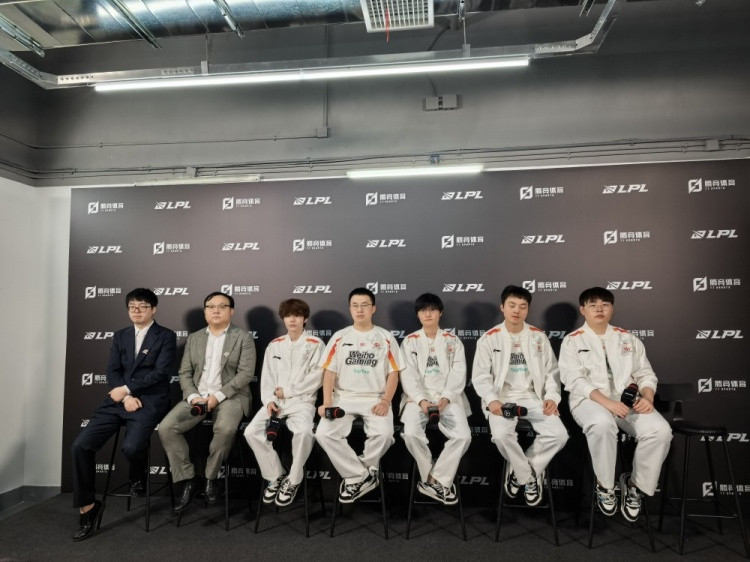 WBG赛后群访 Xiaohu: 我们打团不够好 资源团落位太慢给不到压力