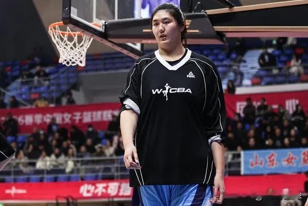 有进步！北京时间1月12日晚，山东女篮在WCBA常规赛中83-75力克卫冕冠军广