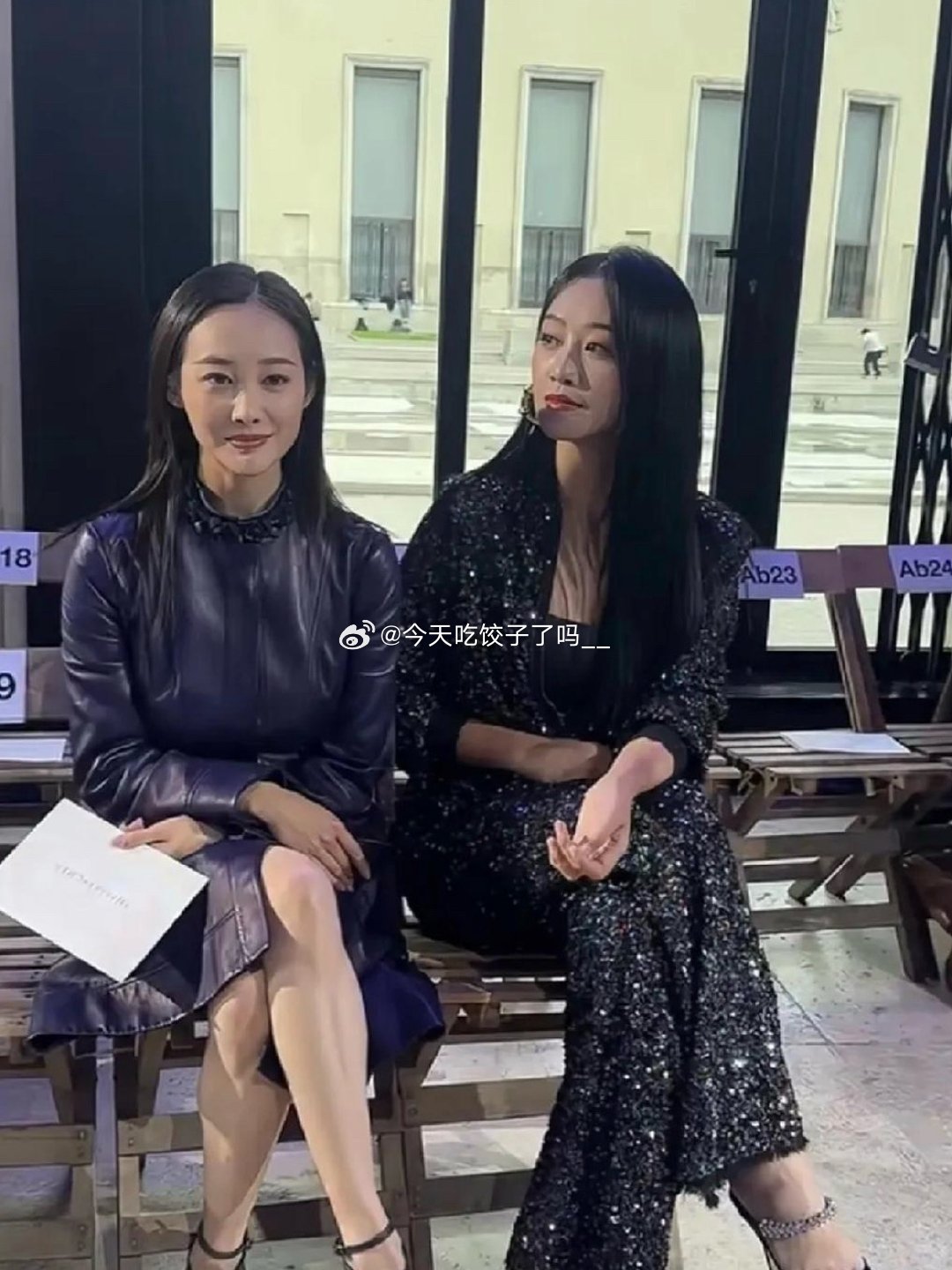 蓝盈莹这鞋子是不是不合适呀