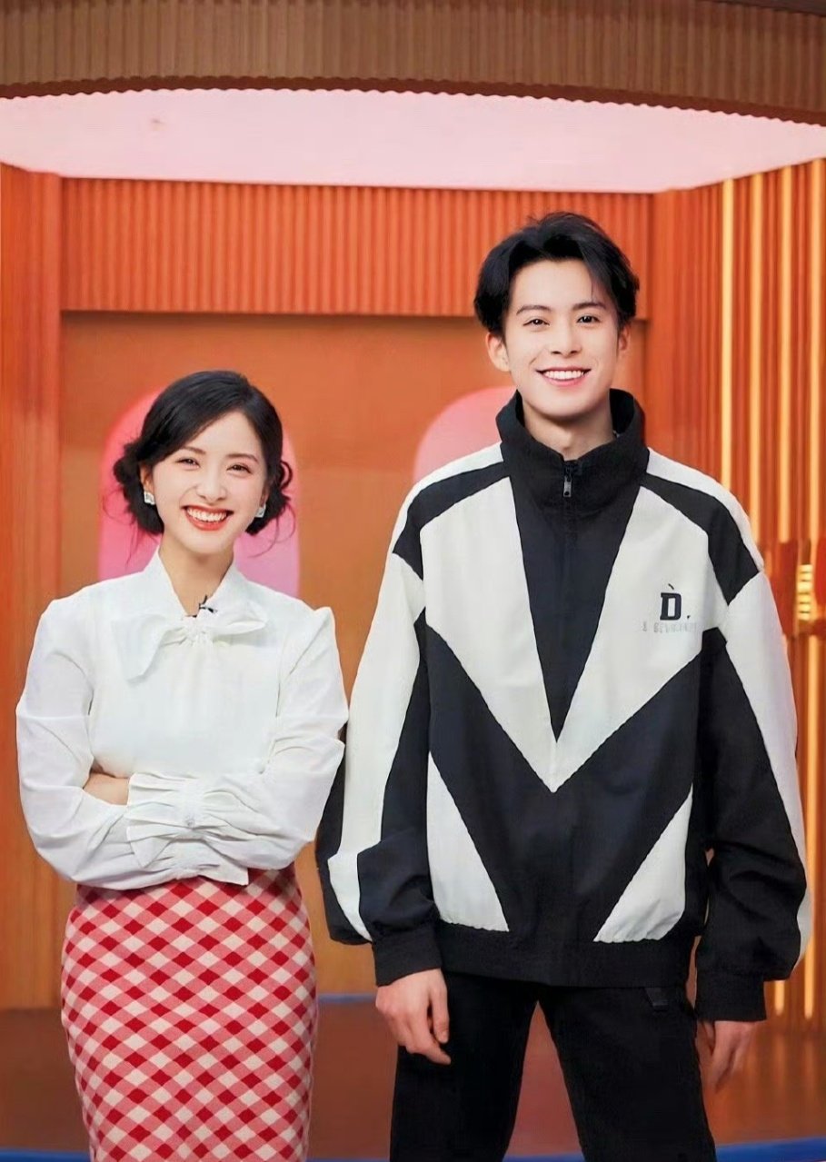 王鹤棣沈月每隔三年be转he棣月系的三年之约，2025跨年重逢，这场双向奔赴