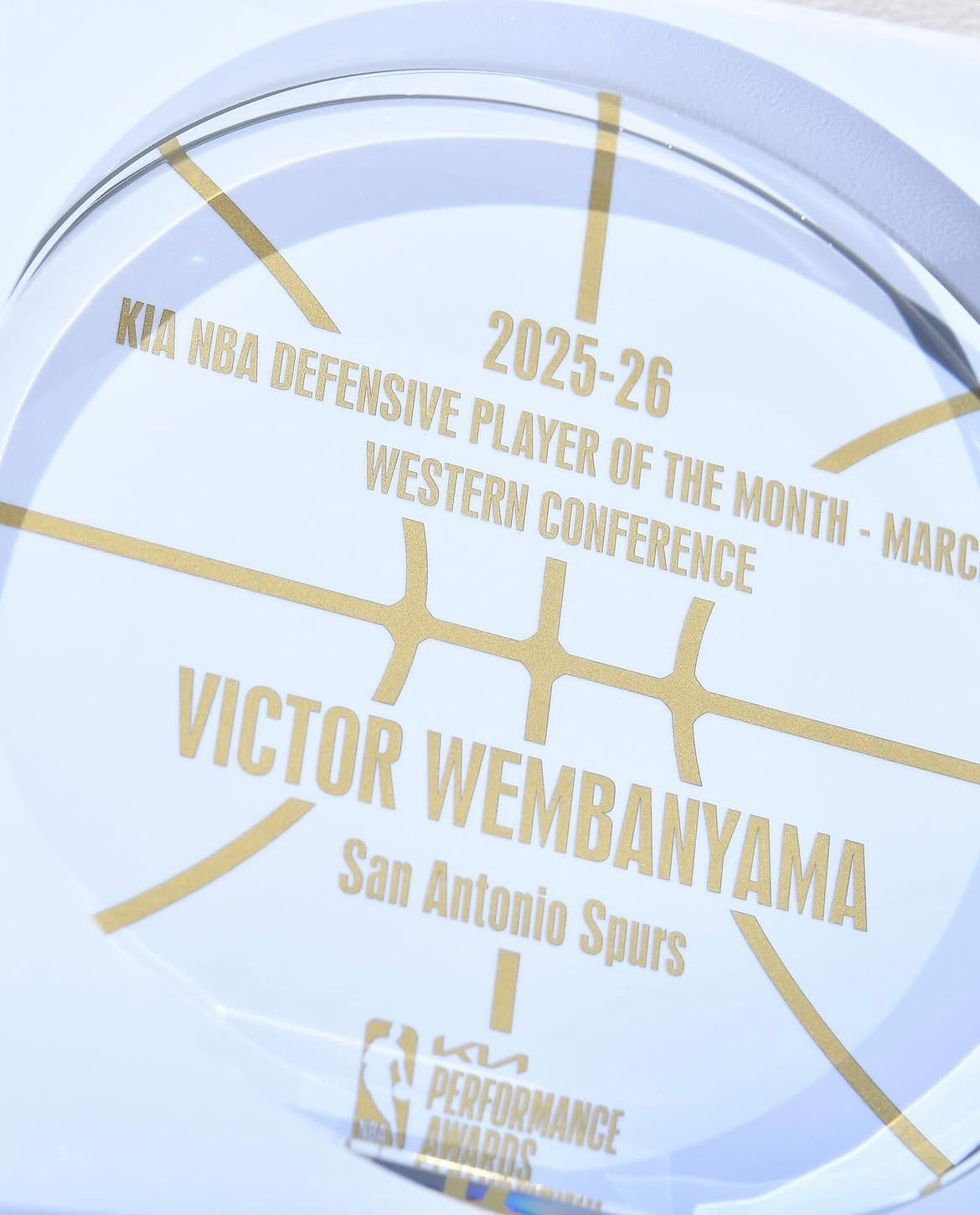 🌟文班亚马表示:“如果自己没能全票当选年度最佳防守球员，他会感到惊讶。”🌟队