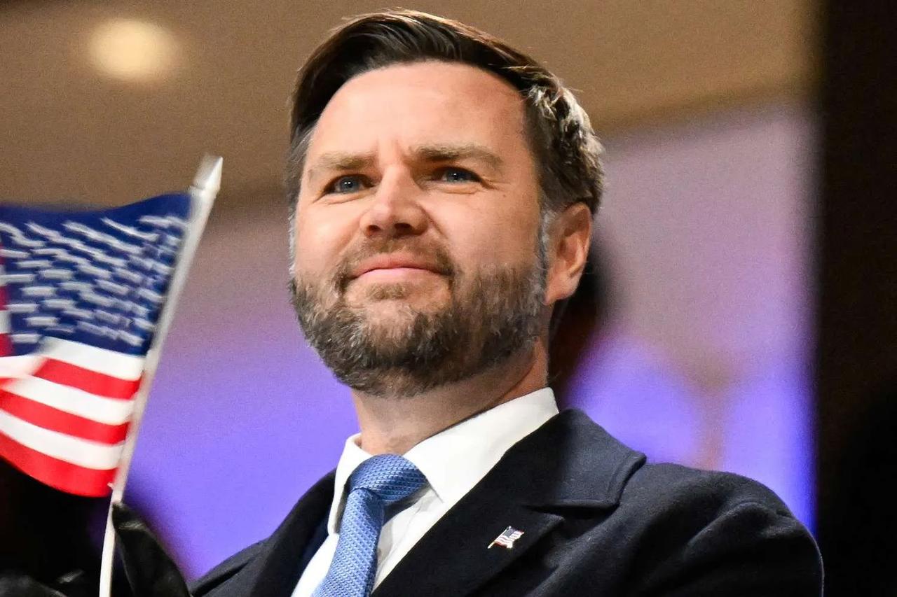 🇺🇸🇩🇪🇮🇹🇦🇲🇦🇿美国副总统约翰·迪·万斯突然取消了原定的