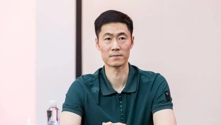 王励勤上任三个月，国乒管理不一样了。几次大赛冠亚军不再是主力队员包揽，而是参赛
