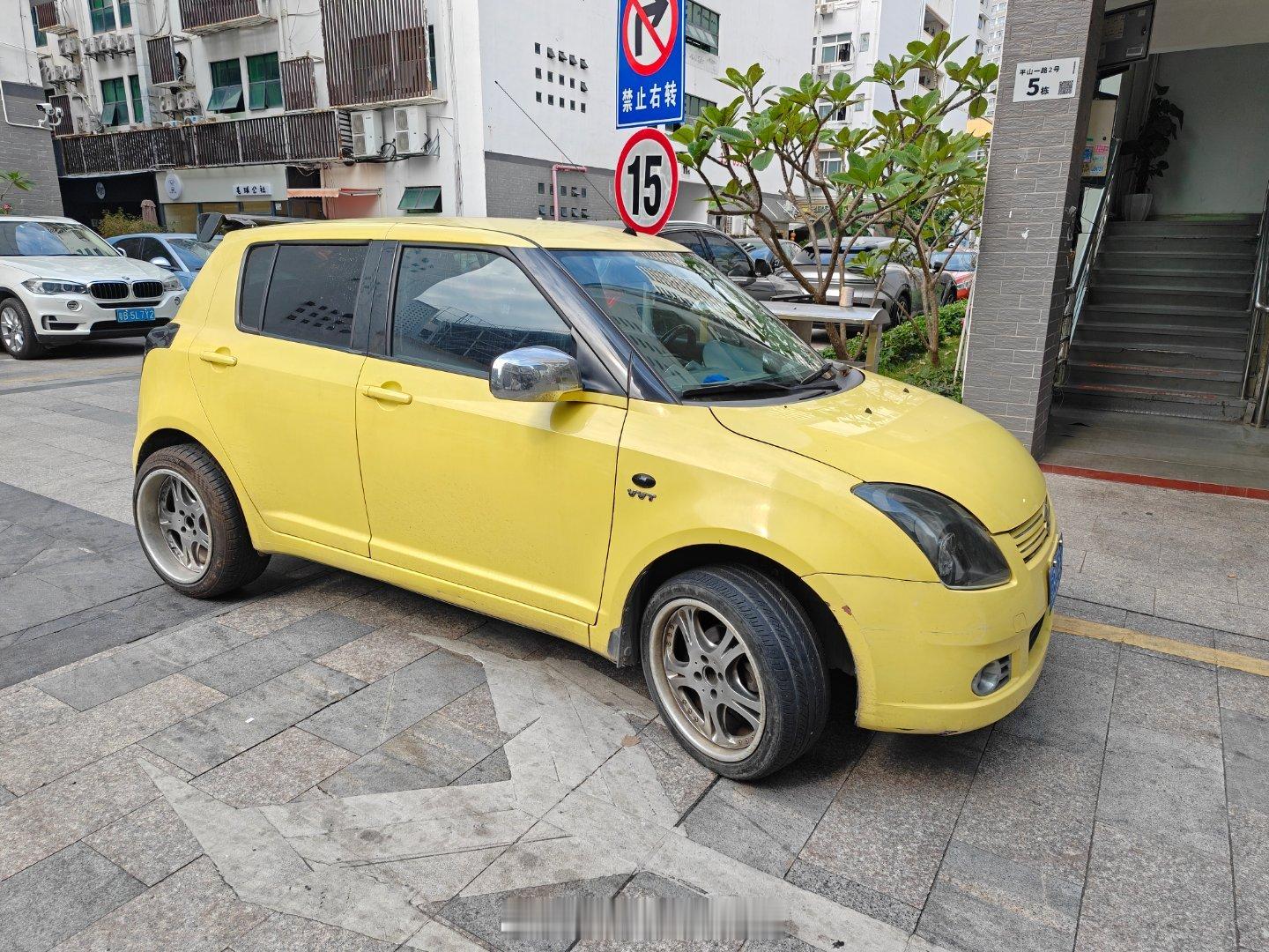 轮毂比车贵系列，大家看出什么端倪了嘛汽场全开理想AI眼镜Livis发布会