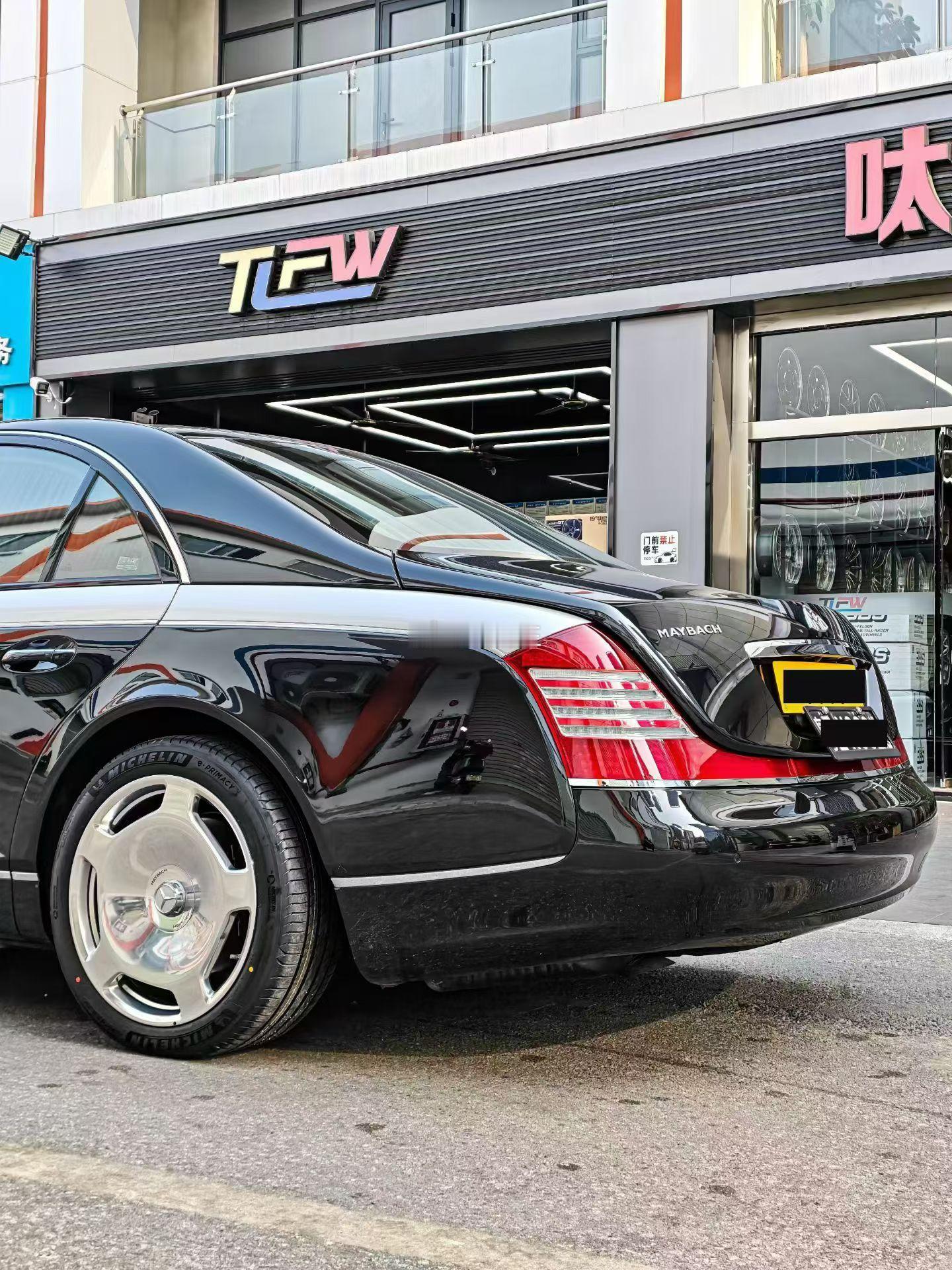 迈巴赫57s——20寸新款奔驰迈巴赫原厂大饼🫓完工十几年老车换新👟
