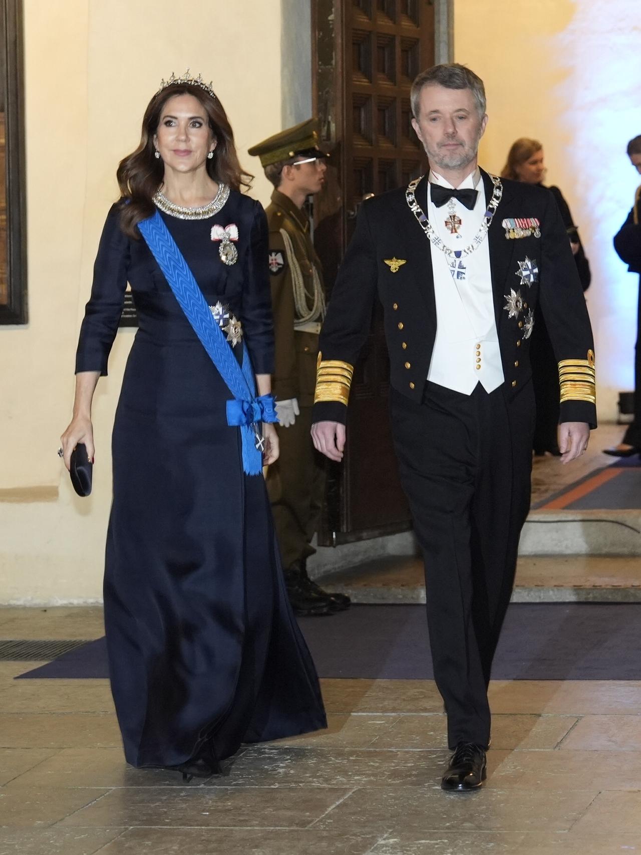 这两天丹麦国王腓特烈十世和王后玛丽在波罗的海沿岸打转，先去了爱沙尼亚，然后昨天又