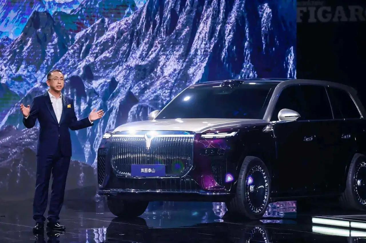 牛不牛！2021年，岚图汽车销量0.6万辆2022年，岚图汽车销量1.94万