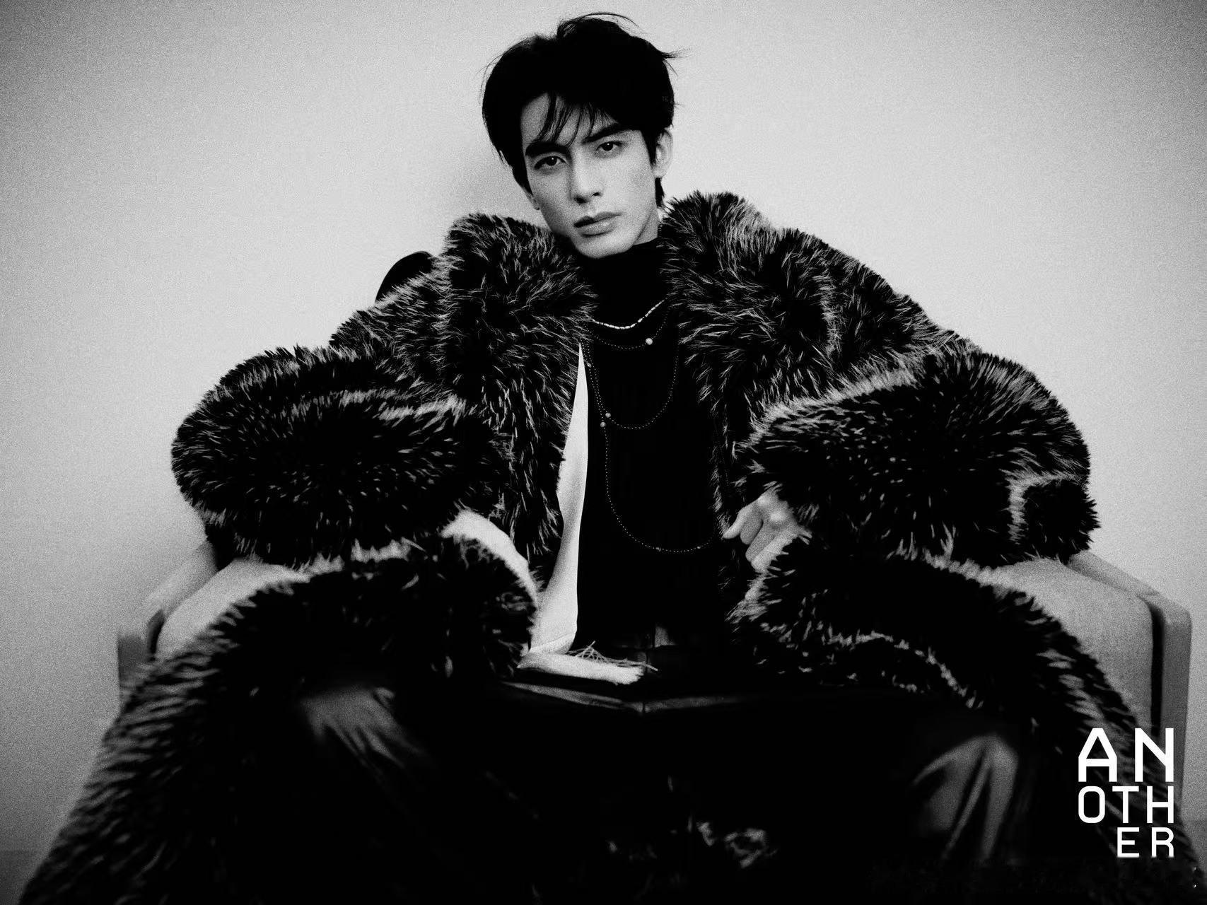 宋威龙AnotherMan开年刊封面宋威龙登AnotherMan开年刊，于众声