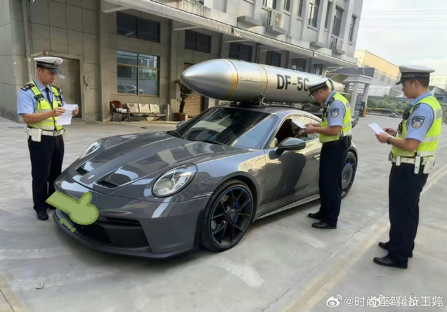 看看后劲儿多大[笑着哭]台湾同胞赞叹祖国强大军事实力​​​