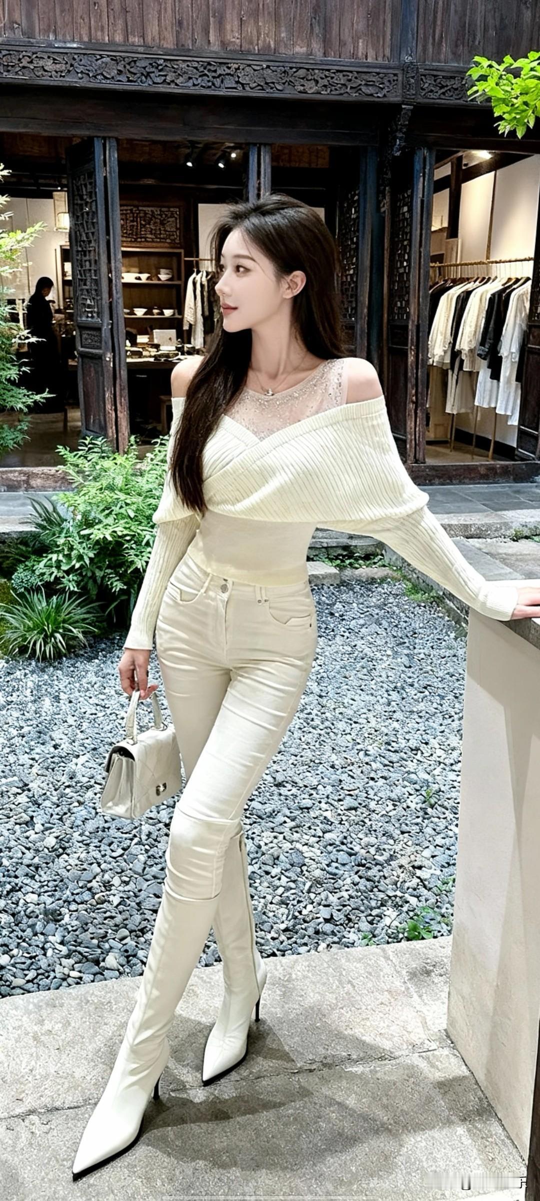 新年了该买新衣服了